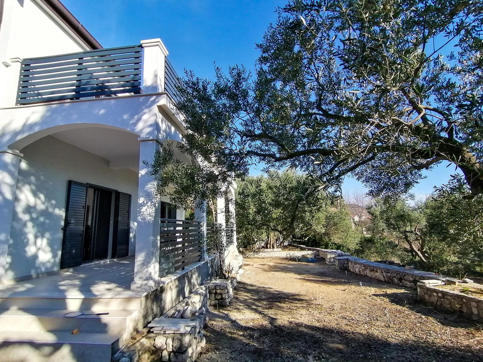 Villa Dolani